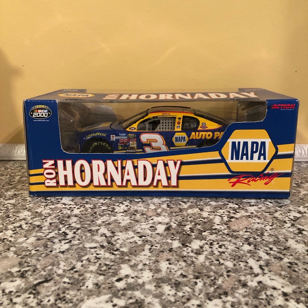 Action Racing racecar Ron Hornaday #3 die cast collectable NAPA limited edition